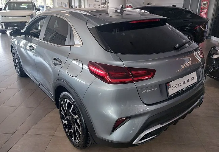 Zunanja slika - KIA XCeed - 1.6 T-GDi WAY 7DCT. VEČ BARV - 6