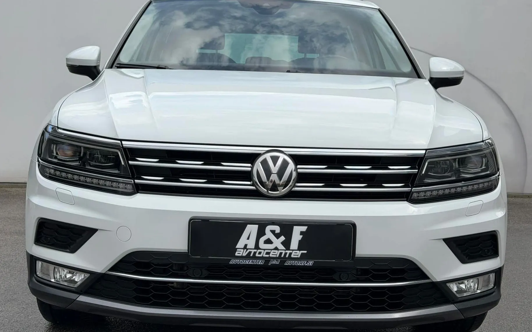 Zunanja slika - VW Tiguan - 2.0 TDI-4X4-DSG-H LINE-VIRTUAL-LIZING ZA TUJCE- - 2