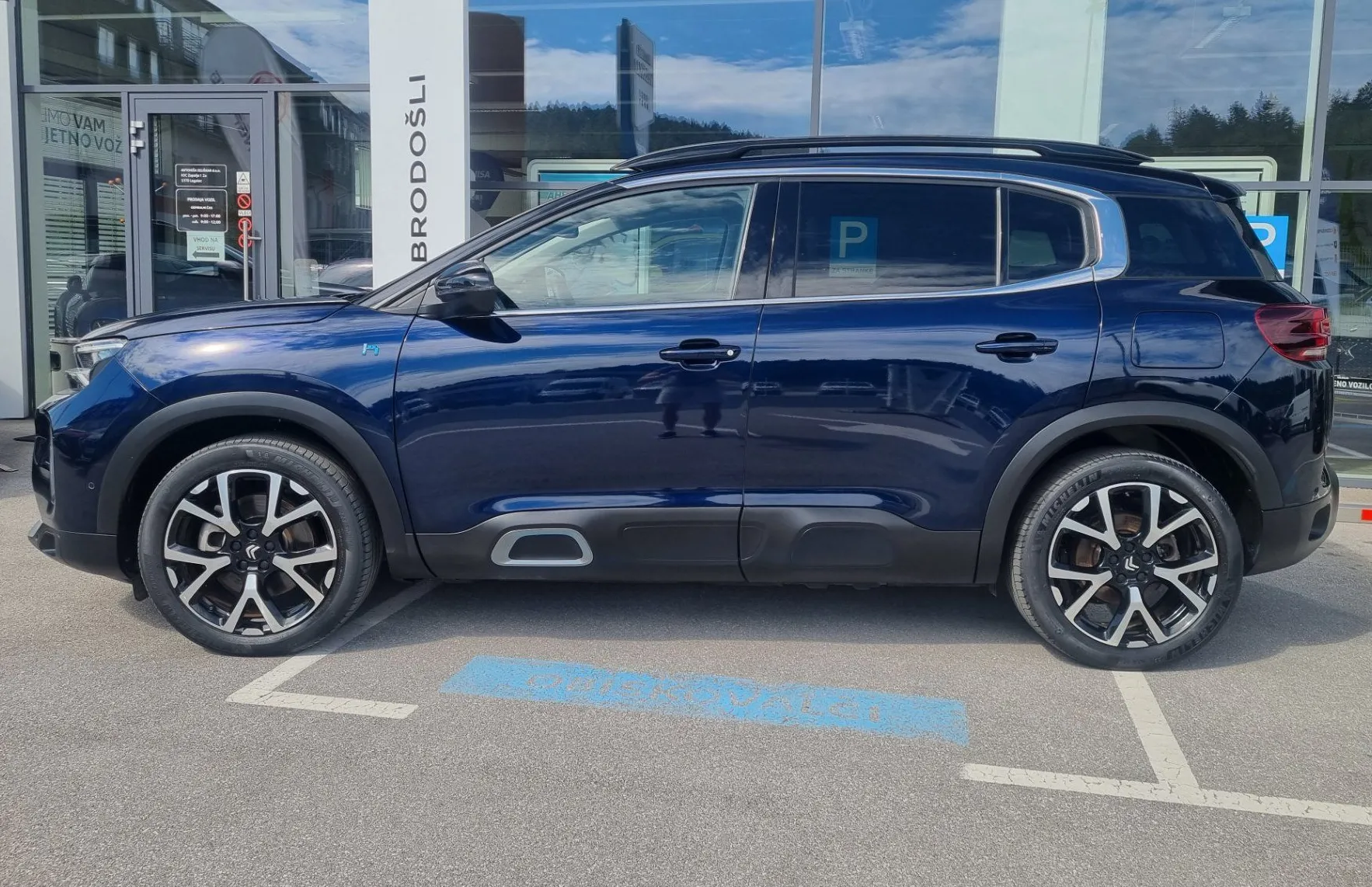 Zunanja slika - Citroën C5 Aircross - 1.6 PHEV 225 Shine Pack Avtomatik - SAMO 40.703KM - 5