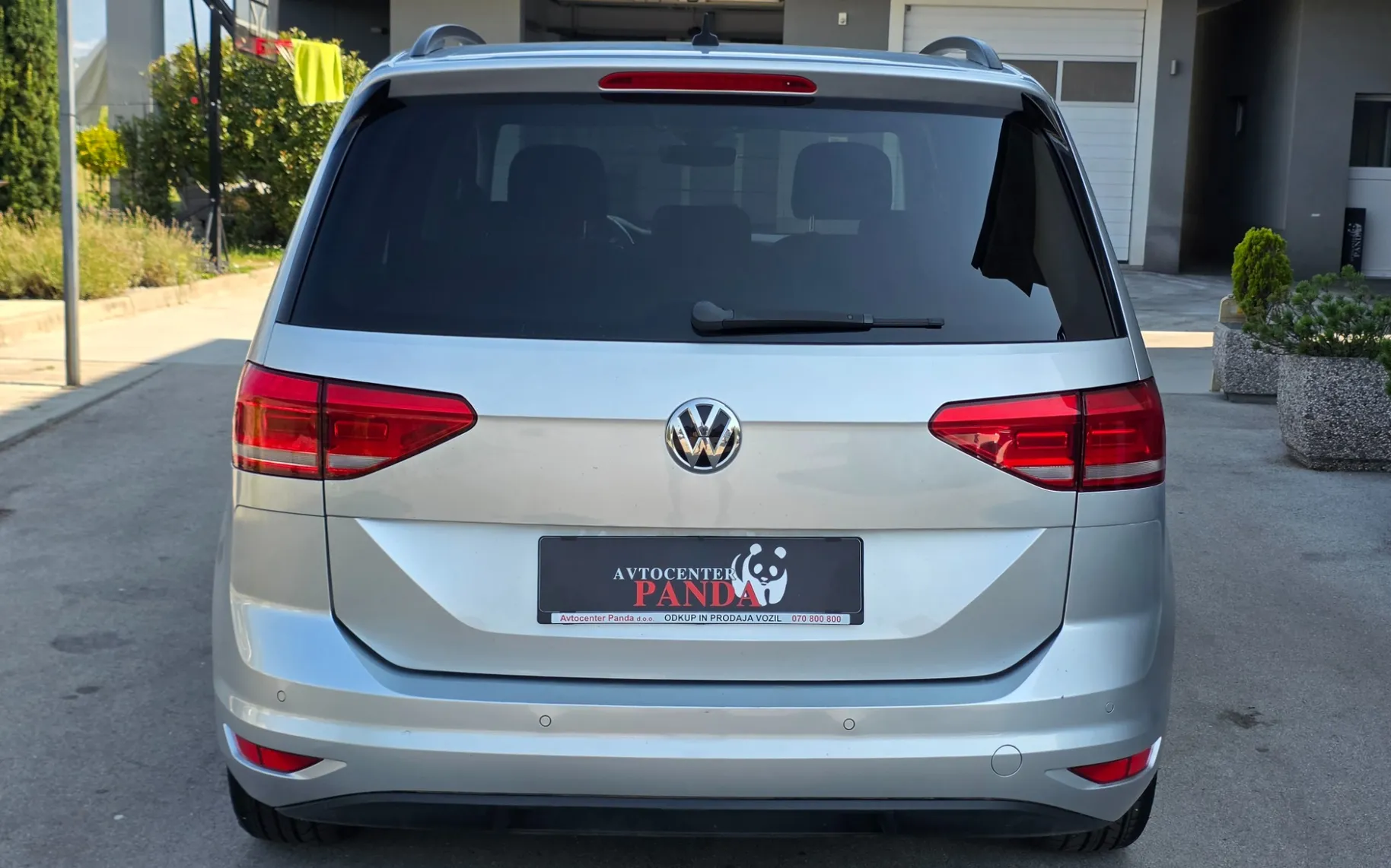 Zunanja slika - Volkswagen Touran - 1,6 TDI Comfortline DSG - 8