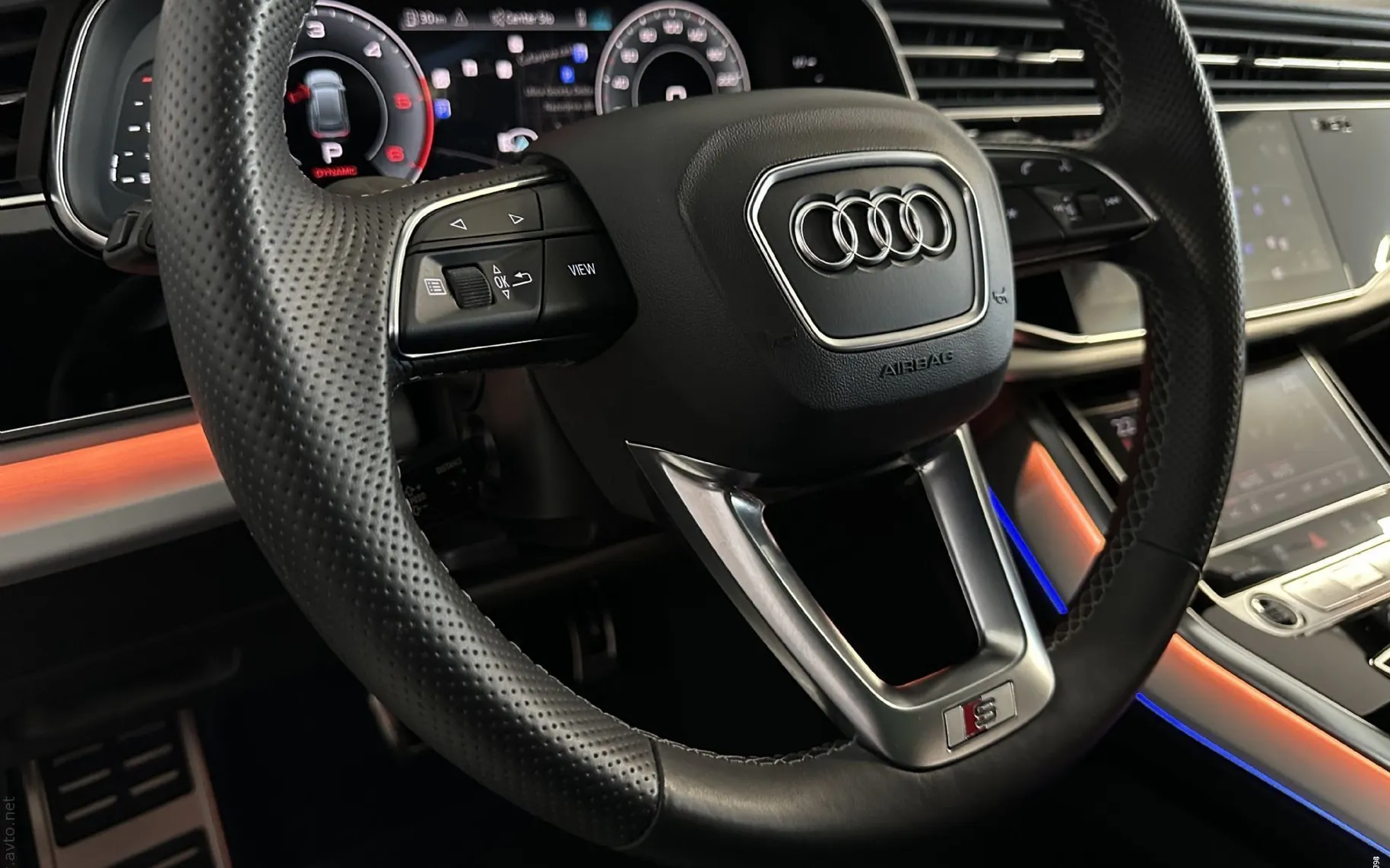 Notranja slika - Audi Q8 - 50TDI|Q|S-Line|Pano|SoftC|Zračno|ACC|Hlaj|360K| - 11