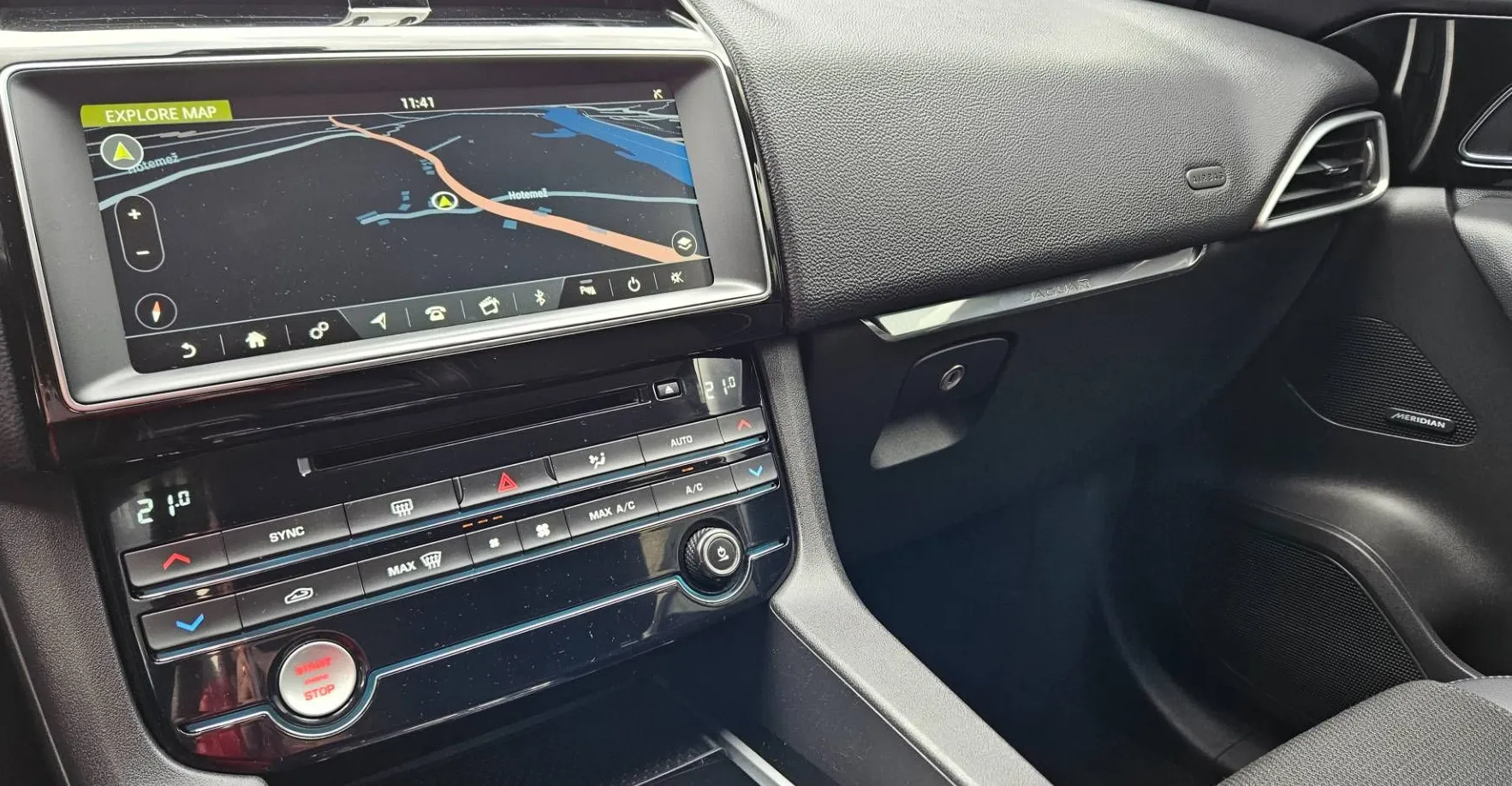 Zunanja slika - Jaguar F-PACE - 2.0 TD 180KM AWD avt R-Sport - 8