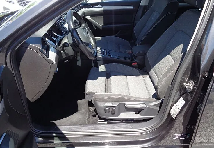 Zunanja slika - Volkswagen Passat - Variant 2.0 TDI DSG AUTOMATIC - KOT NOV - VSI SERVISI - 5