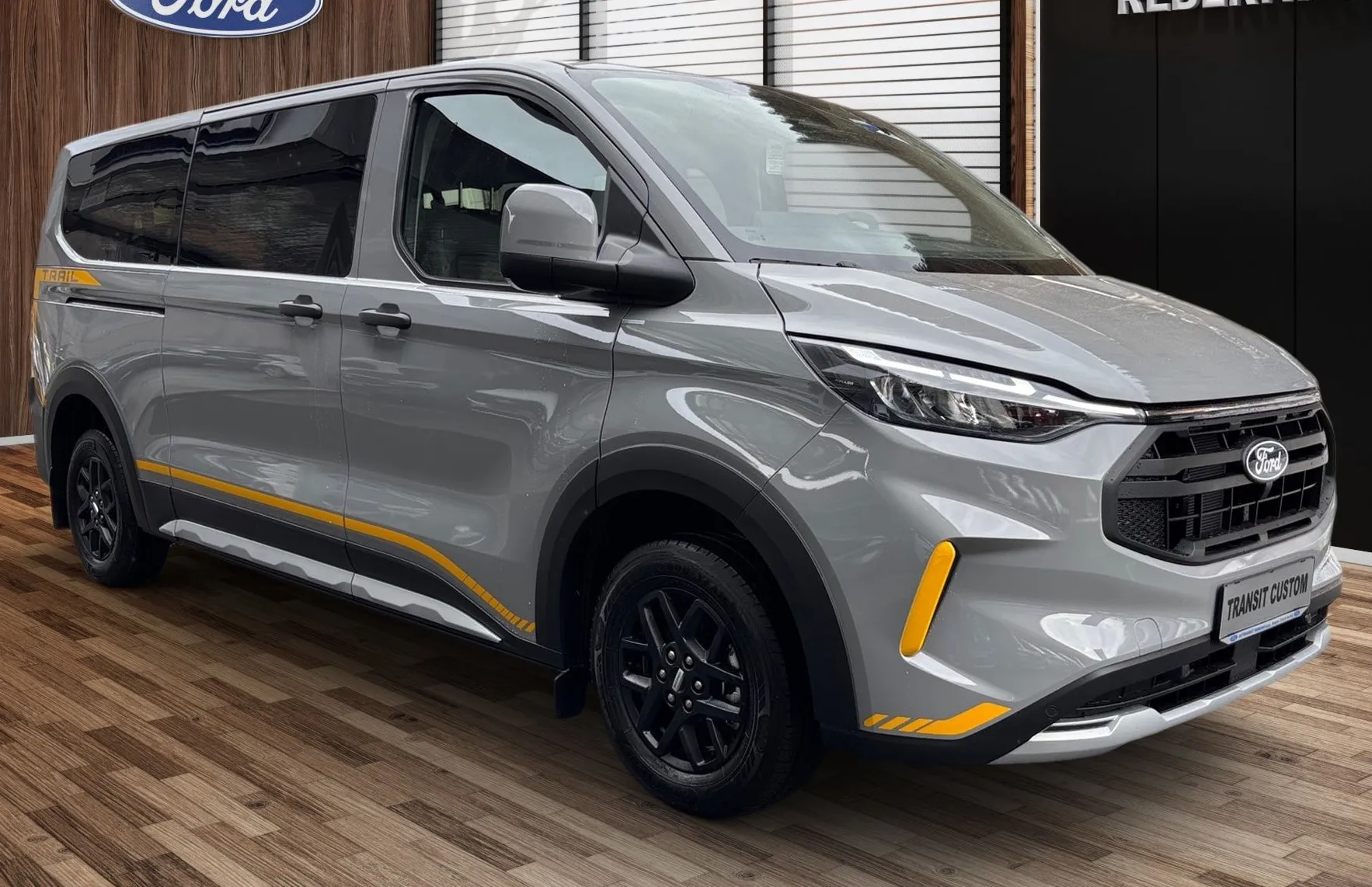 Zunanja slika - Ford E-Transit Custom - Transit Custom TRAIL 2.0 TDCi 150 KM M6 L2H1 - NA ZALOGI - 2