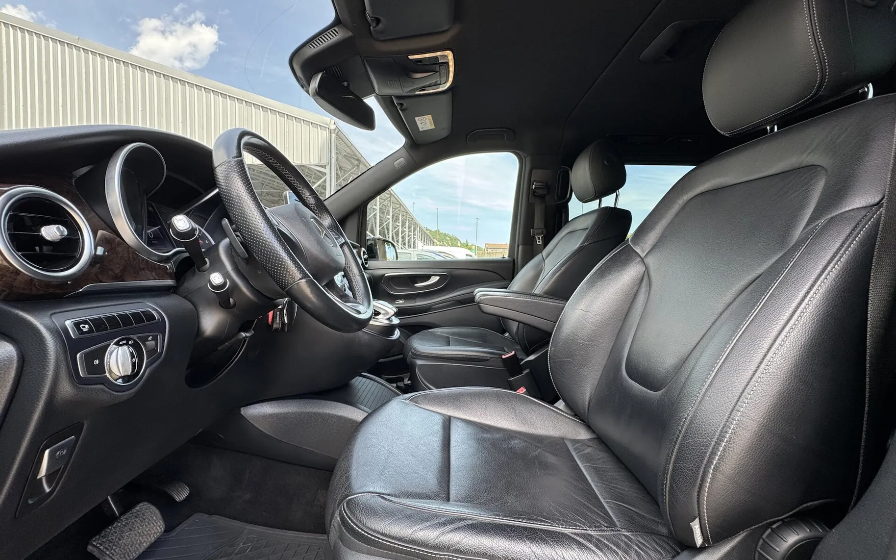 Zunanja slika - Mercedes-Benz V-Razred - V 250d L AVANTGARDE AVT 8 SED.ELEKTRIČ.DRSNA VRATA - 8
