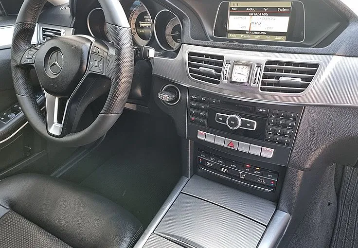 Zunanja slika - Mercedes-Benz E-Razred - 2.2CDI-AUT-AVANTGARDE-FULL LED-GR SEDEŽEV - 10