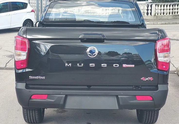 Zunanja slika - SsangYong Musso - 2.2 XDi ULTIMATE 4x4 A T - 5