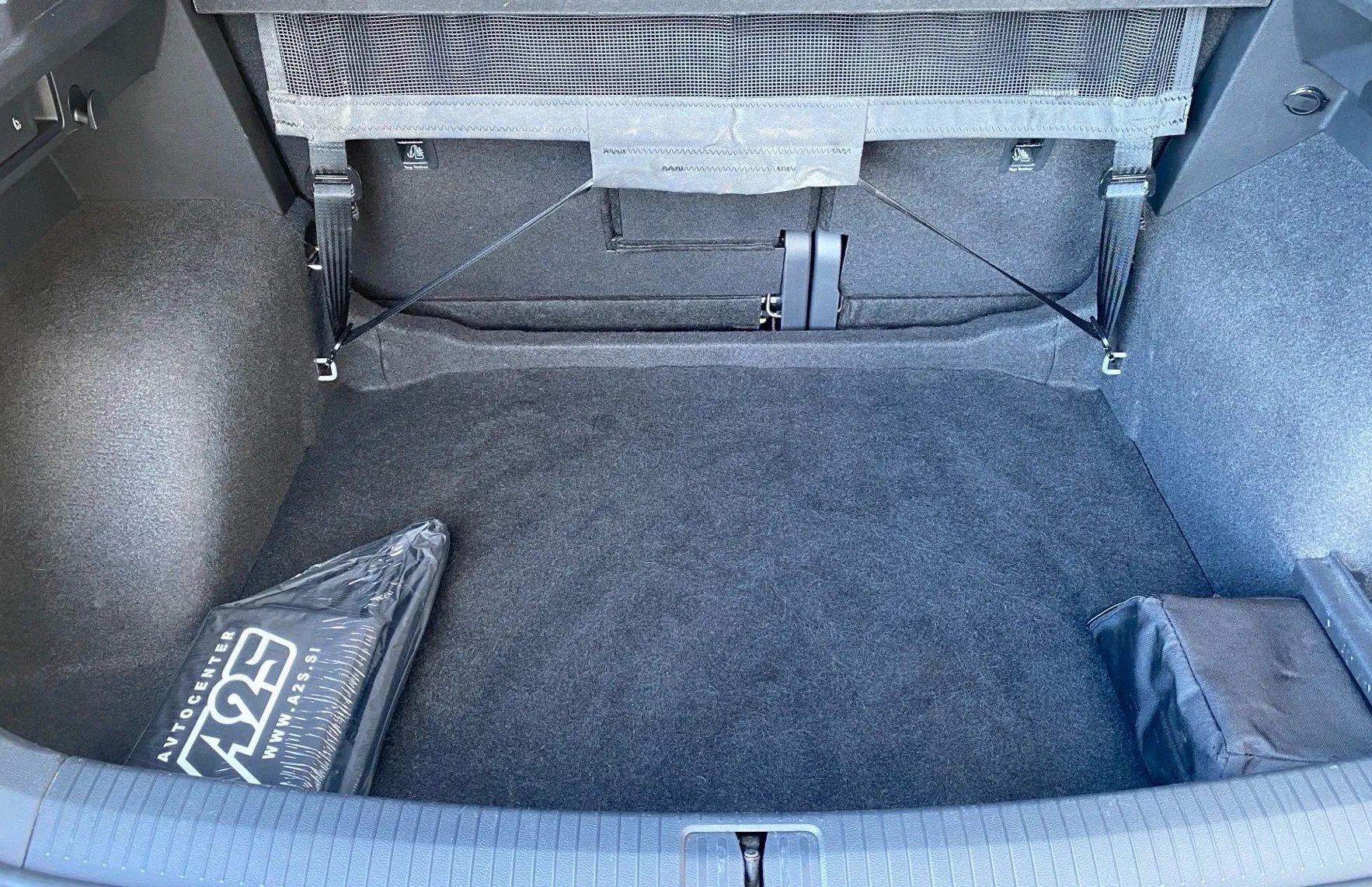 Zunanja slika - VW Tiguan - 2.0 TDI DSG R-Line-Black Style-Matrix-Vl.kljuka... - 11
