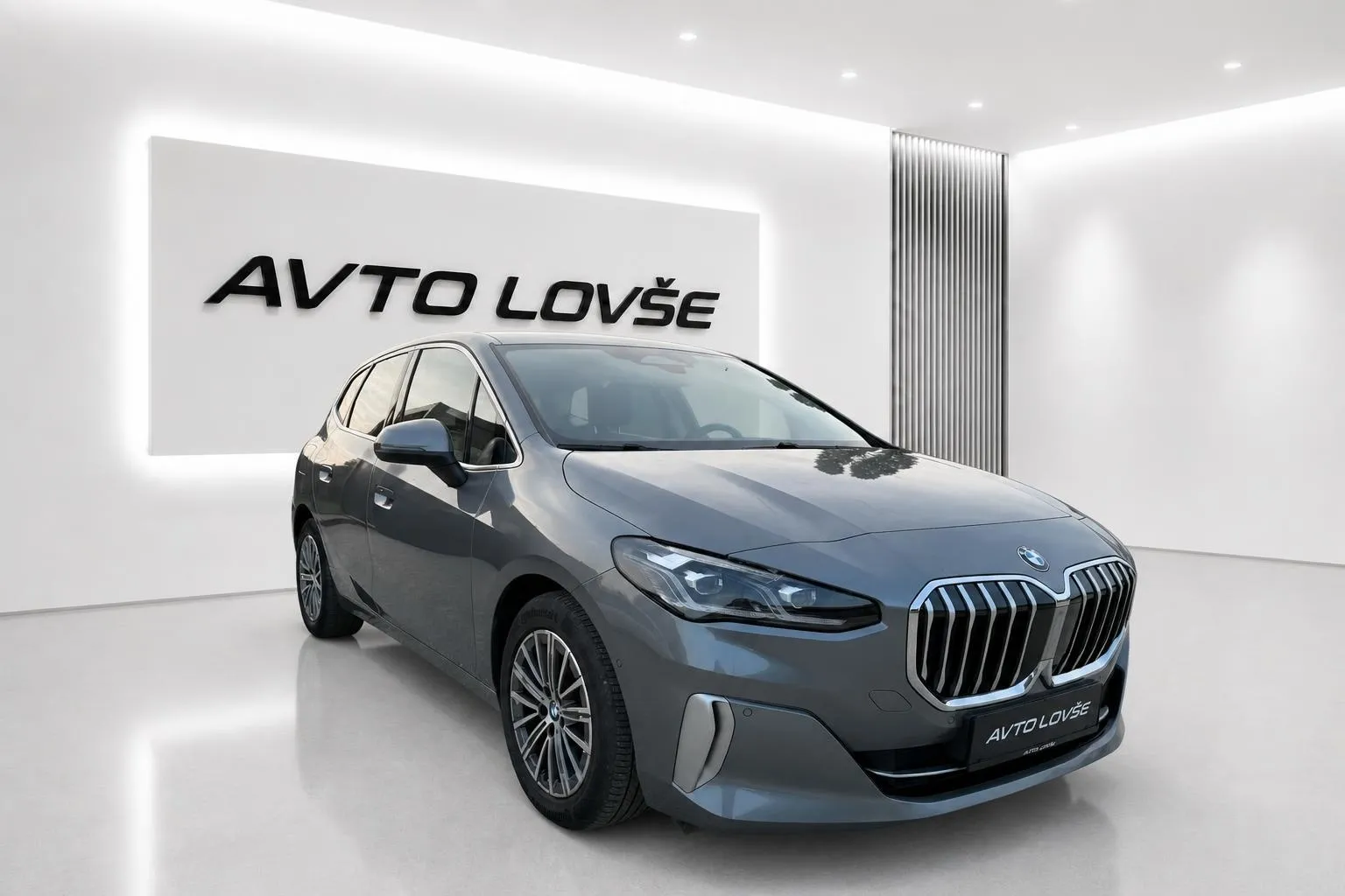 Zunanja slika - BMW serija 2 Active Tourer: - 218d Active Tourer Luxury Line Avt.-1 LASTNIK-LED - 2
