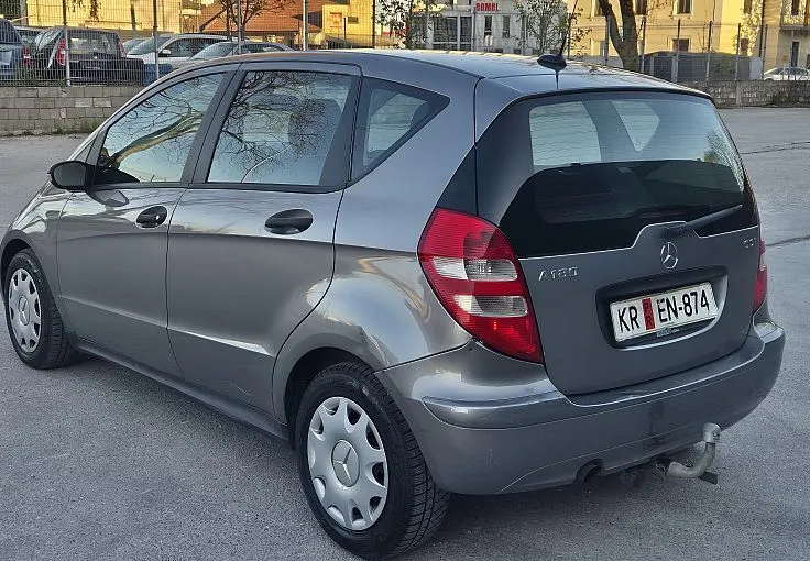Zunanja slika - Mercedes-Benz A-Razred - A 180 CDI + KLJUKA + UPORABEN + UGODNO - 7