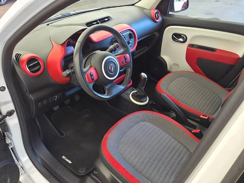 Zunanja slika - Renault Twingo - SCe 70 Limited 1.LASTNIK SLO.POREKLO - 9