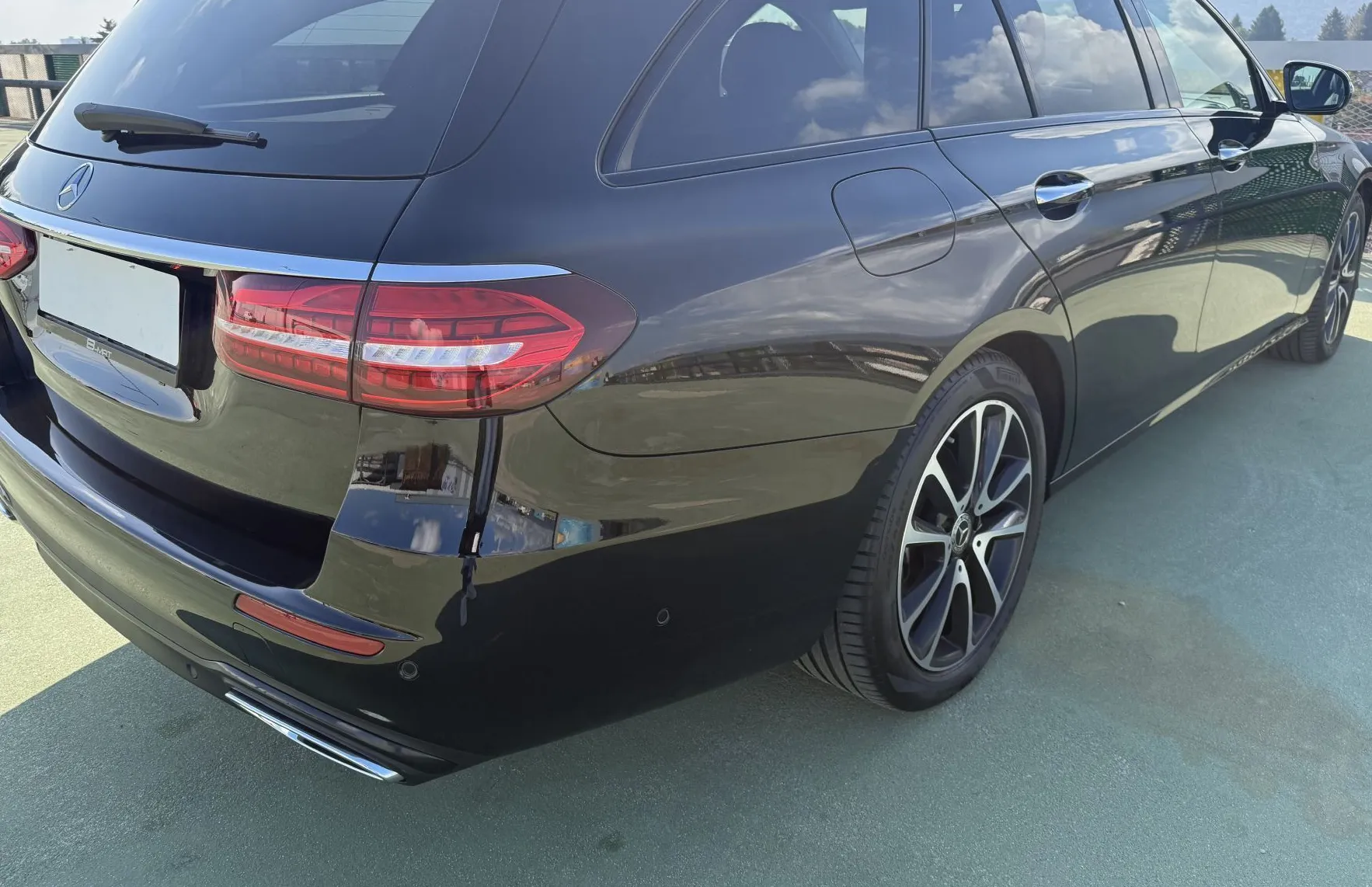 Zunanja slika - Mercedes-Benz E-Razred - E 200 d T Avantgarde Avt.LED.NAVI. USNJE. OGR.S. - 7