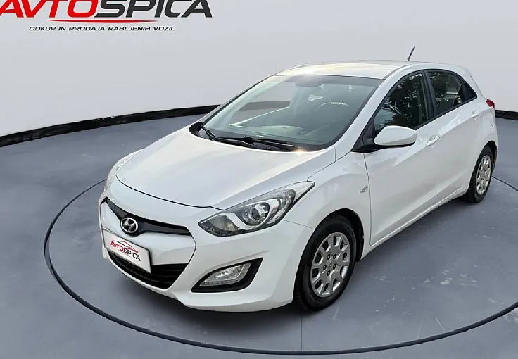 Zunanja slika - Hyundai i30 - 1.4 CRDi Style - NA OBROKE BREZ POLOGA - - 1