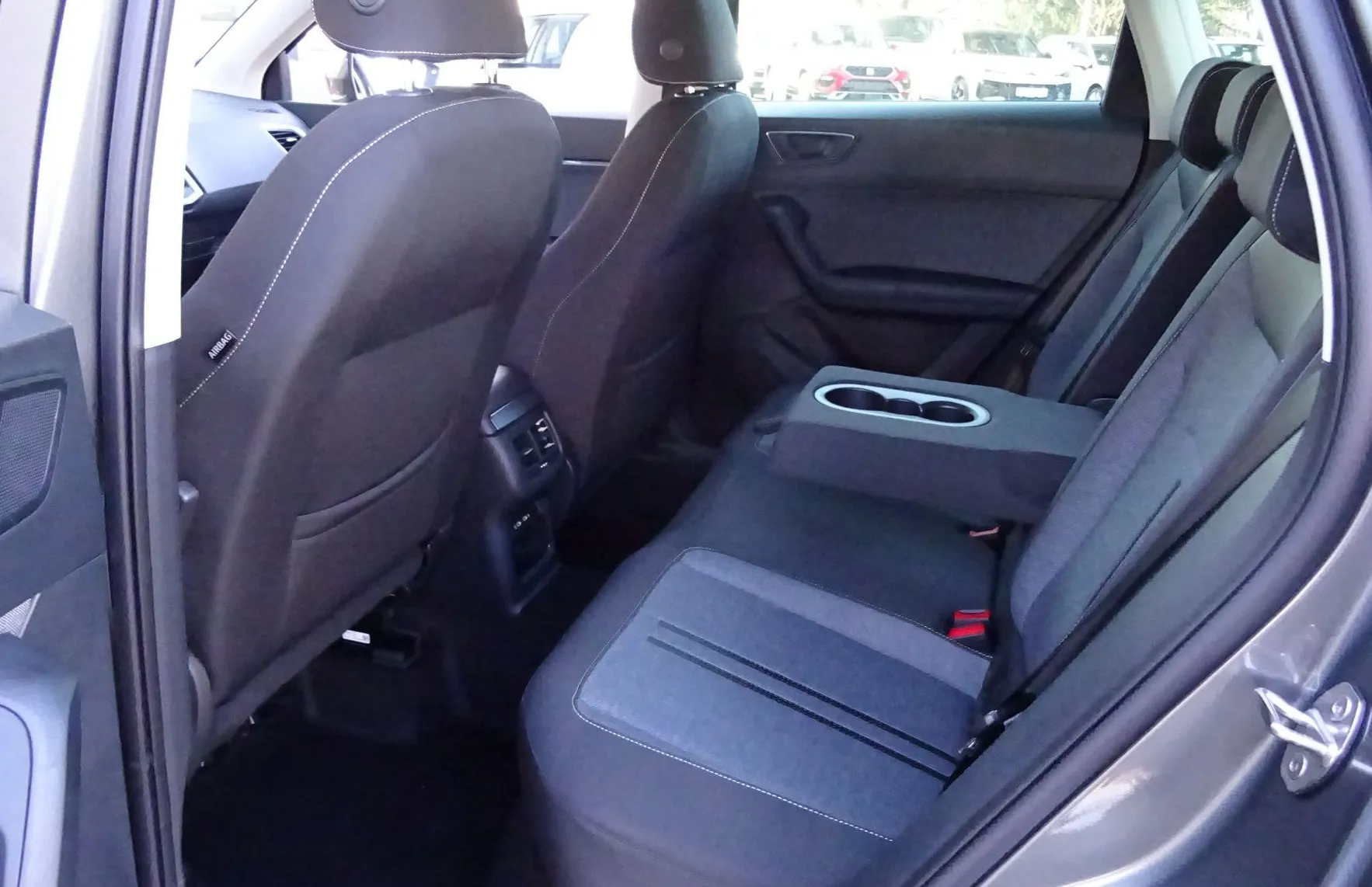 Zunanja slika - Seat Ateca - 1.5 TSI DSG 150KM  STYLE EDITION - VL. KLJUKA - - 10