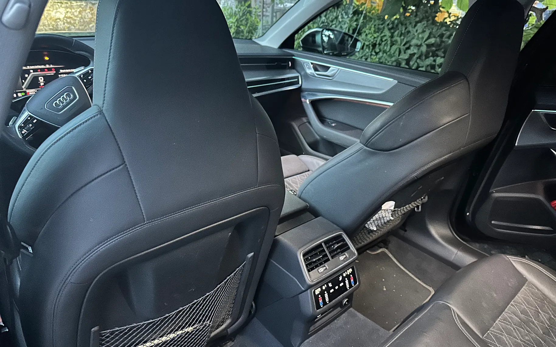 Notranja slika - Audi A6 - s6 - 9