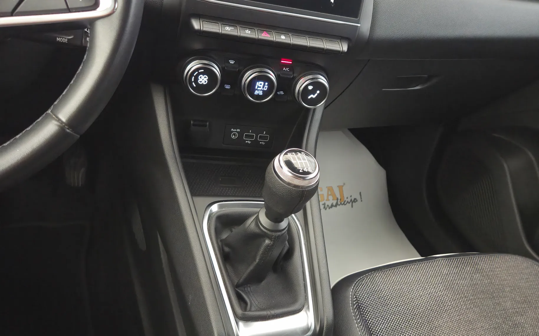 Zunanja slika - Renault Captur - Techno TCe 90 - 17