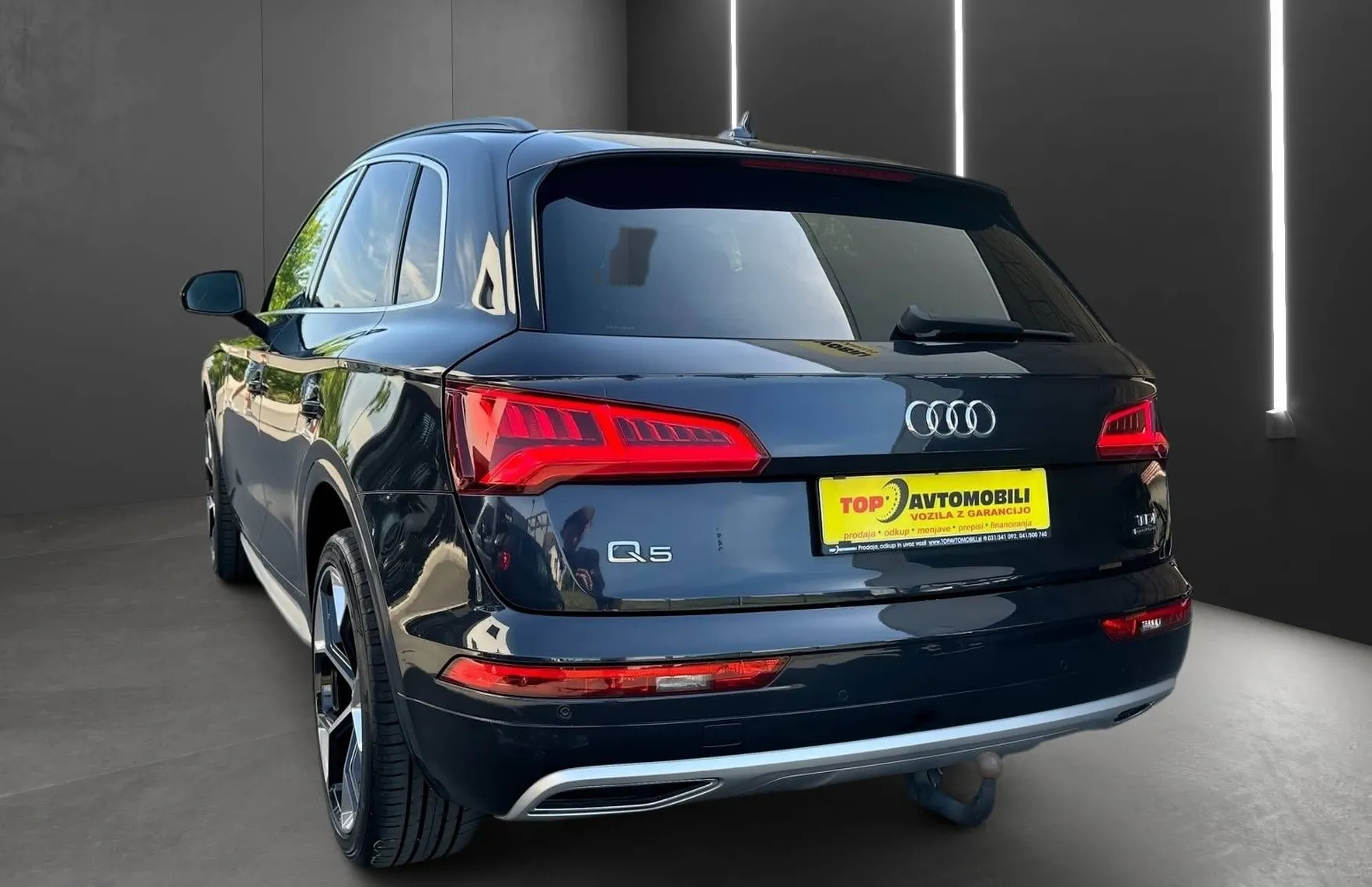 Zunanja slika - Audi Q5 - 40 TDI QUATTRO S-LINE MATRIX VIRTUAL NAVI TEMP P - 6
