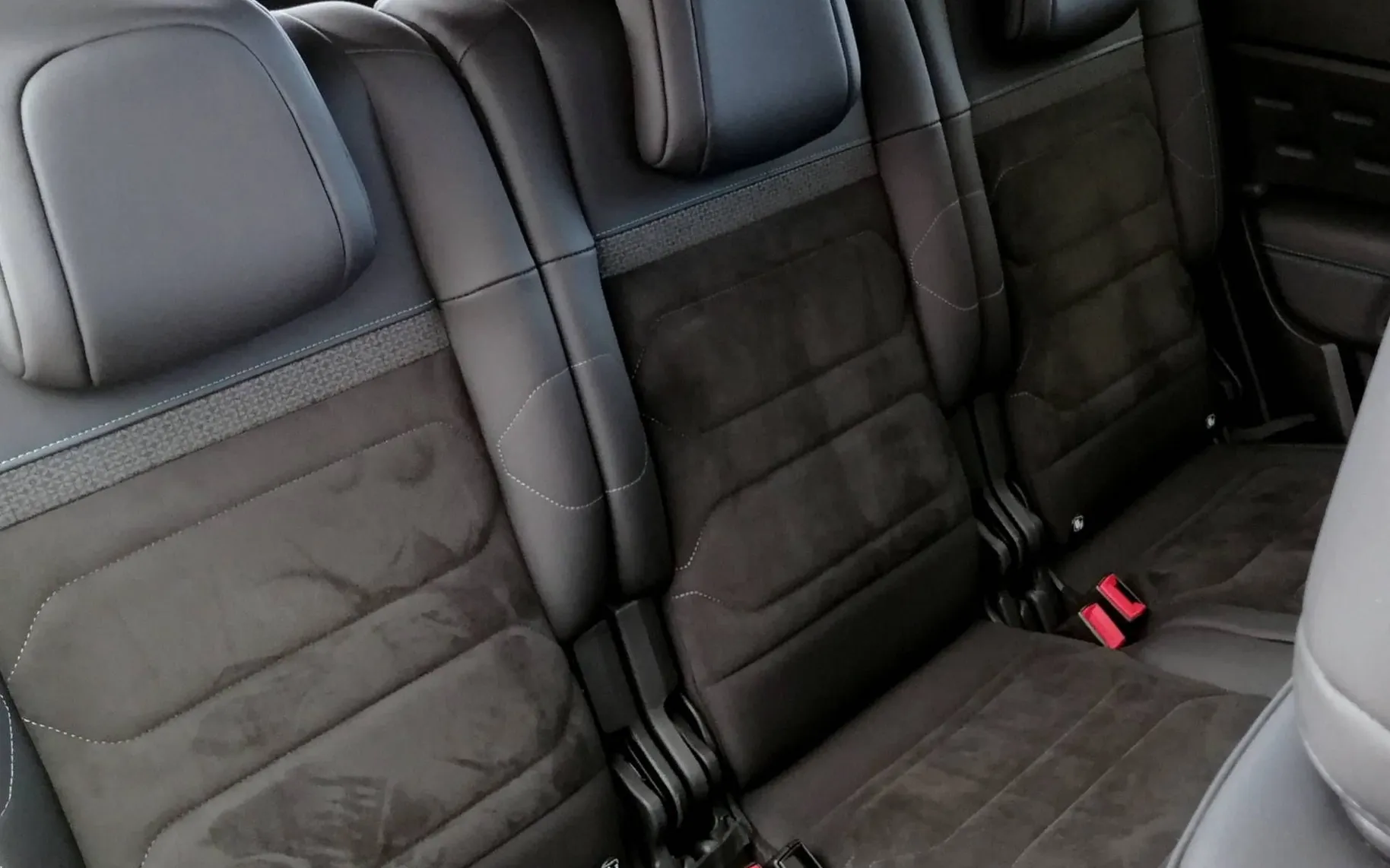 Notranja slika - Citroën C5 Aircross - PureTech 130 MAX FULL LED KAMERA PDC KOT-NOV-TOP - 8
