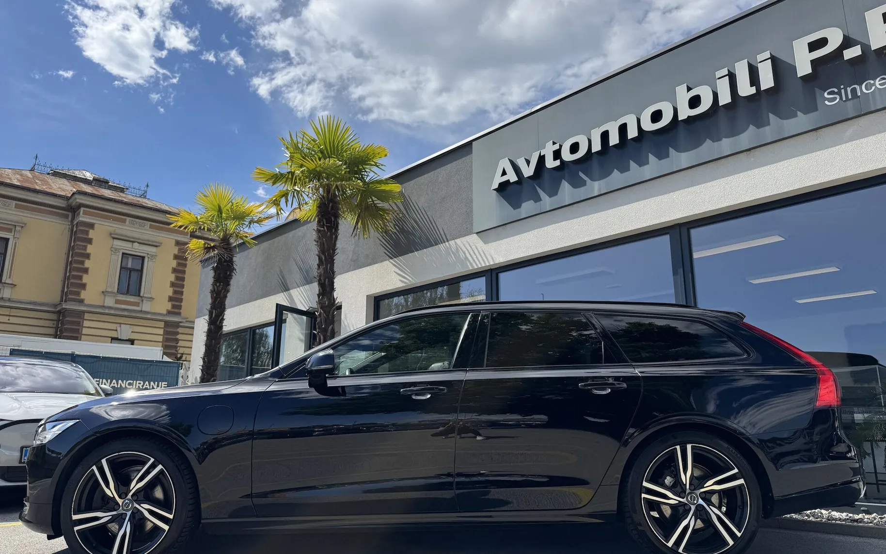 Zunanja slika - Volvo V90 - T8 TWIN ENGINE 2.0T AUT AWD R-DESIGN PRIKLJ.HIBRI - 4
