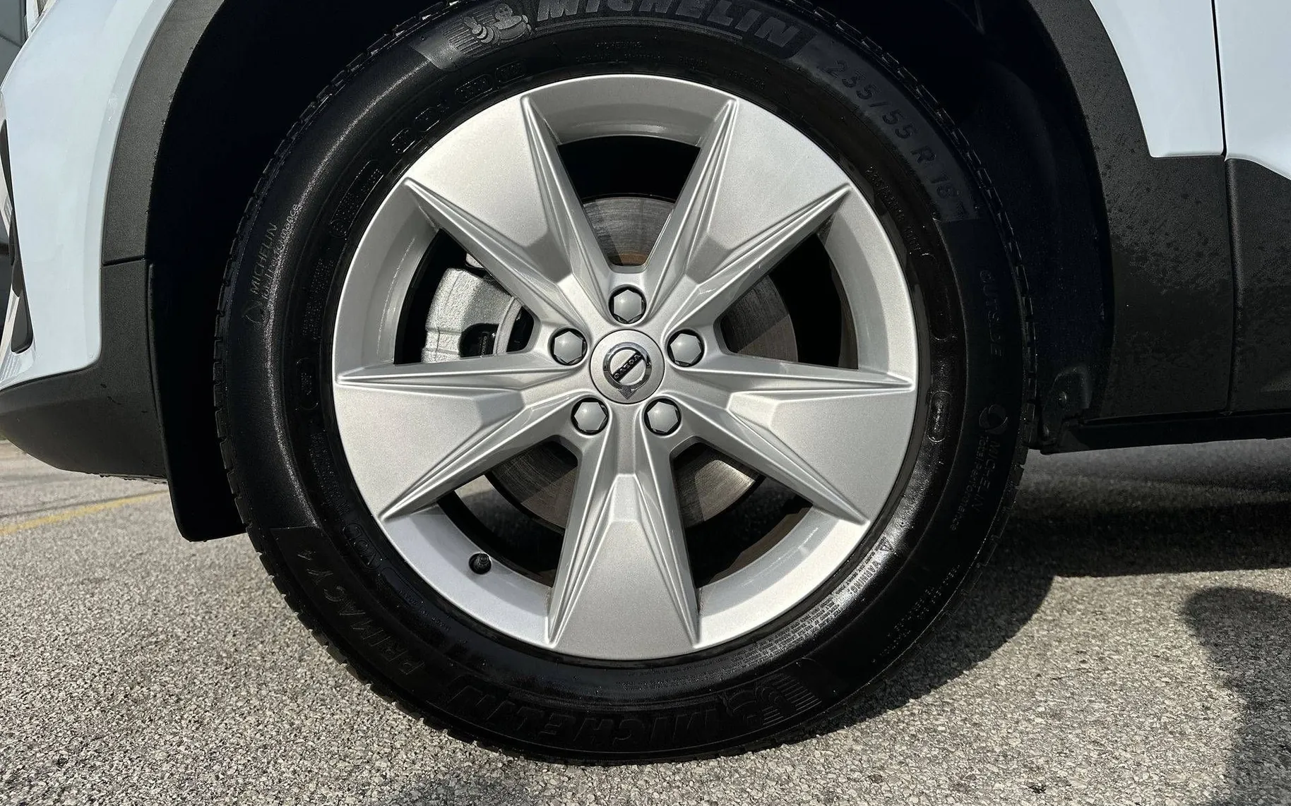 Notranja slika - Volvo XC40 - B3 P Core Avt. - 9