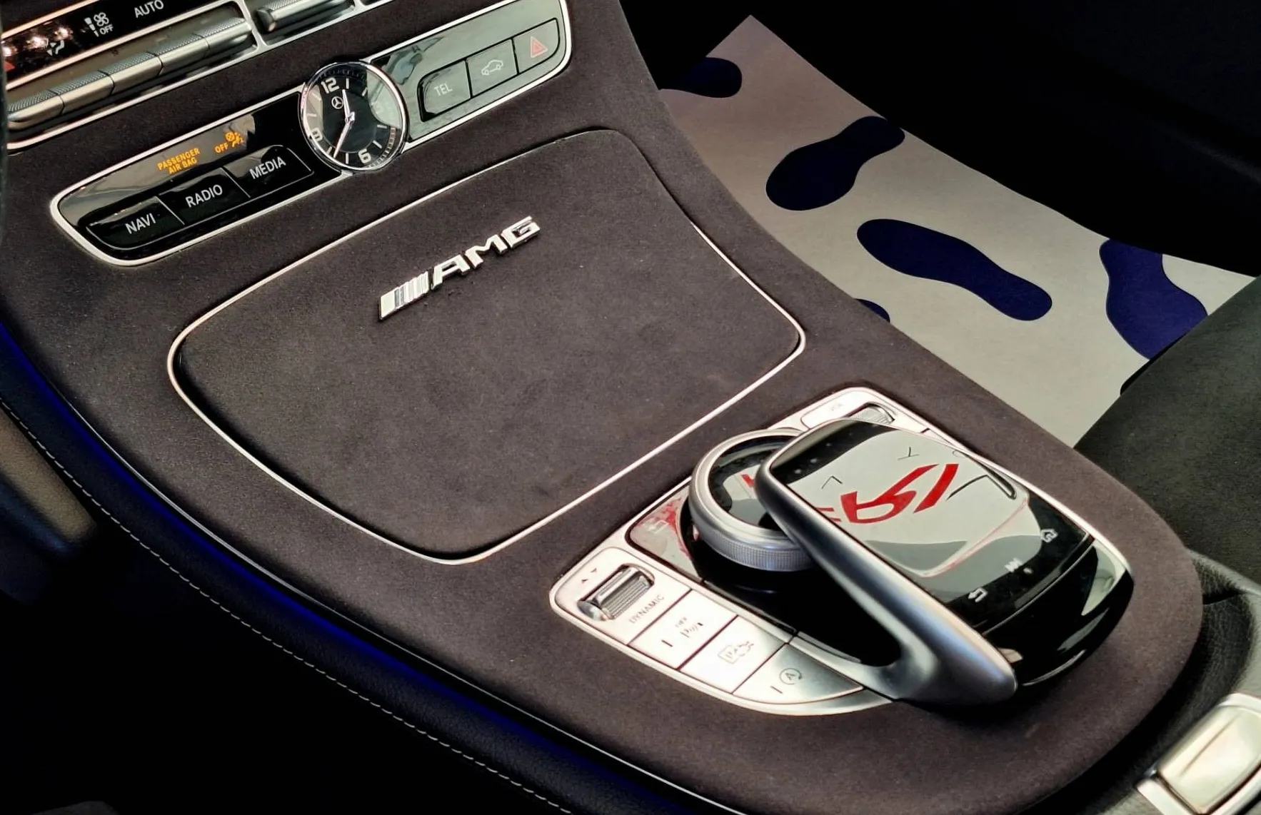 Zunanja slika - Mercedes-Benz E-Razred - 220d E63 LOOK•V8 SOUND•PANORAMA•BURMESTER•AMBIENT• - 15