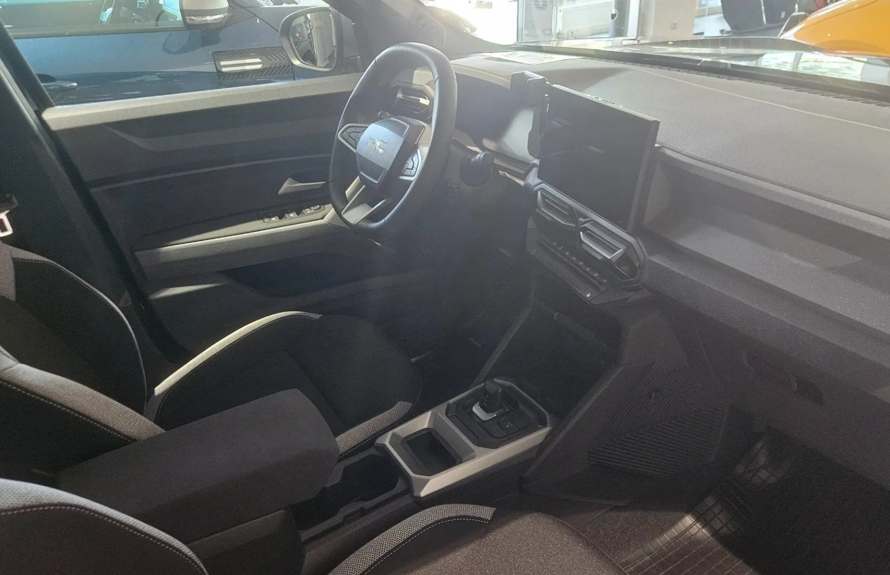 Zunanja slika - Dacia Duster - Hybrid 155 Journey - 5