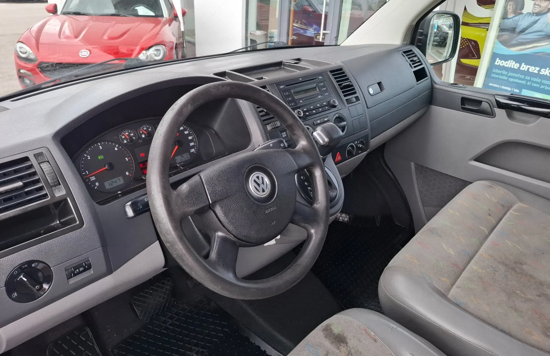 Zunanja slika - Volkswagen Transporter - 2.5 TDI - 9