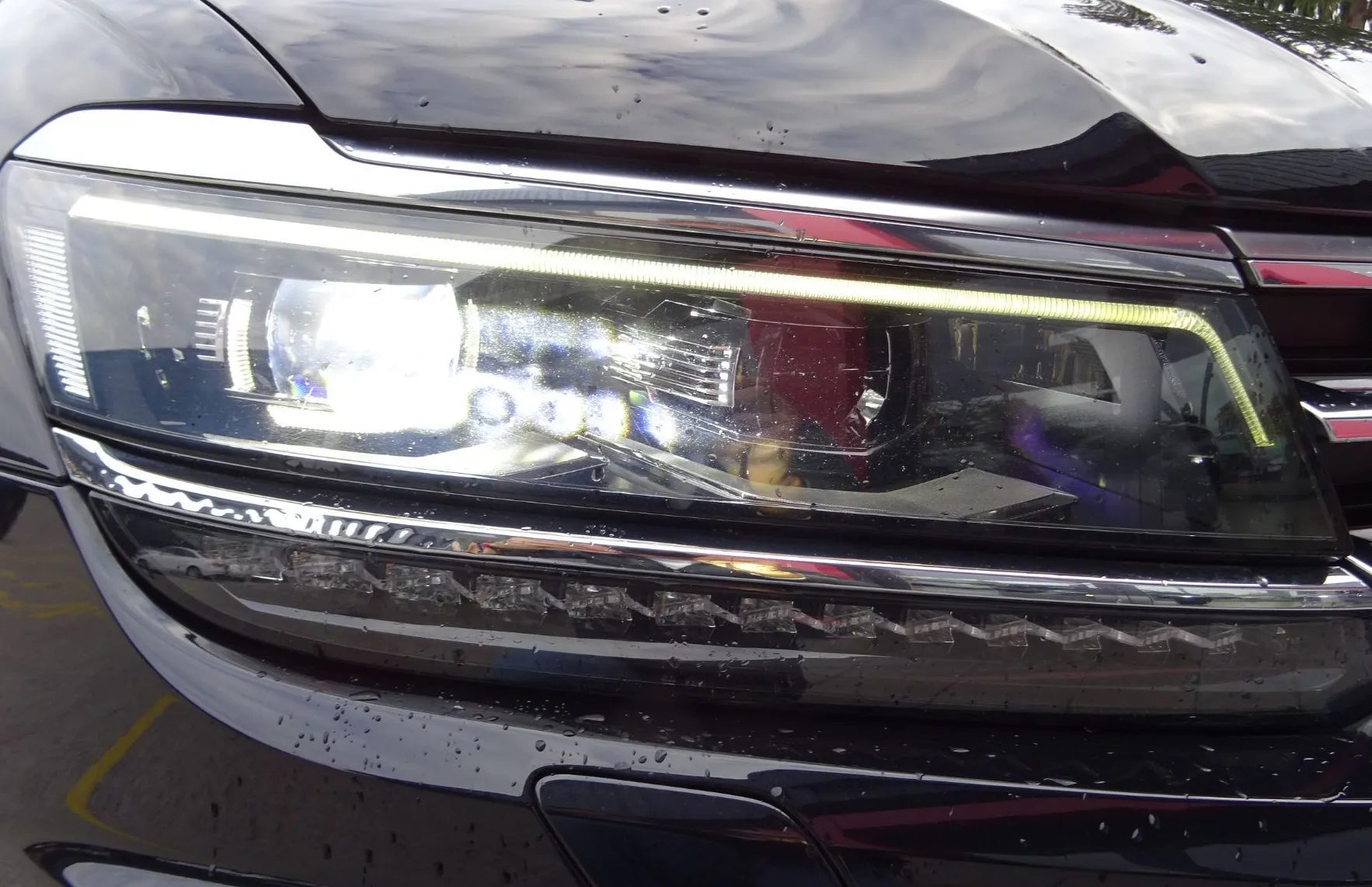 Zunanja slika - Volkswagen Tiguan - 2.0 TDI DSG 4MOT Highline 240KM - SLO - - 18