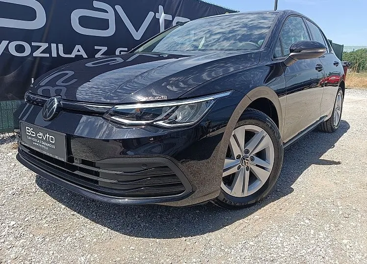 Zunanja slika - VW Golf - 1.5 TSI Life 96  130   FULLED-ALU-NAVI-GR.SEDEŽEV - 1