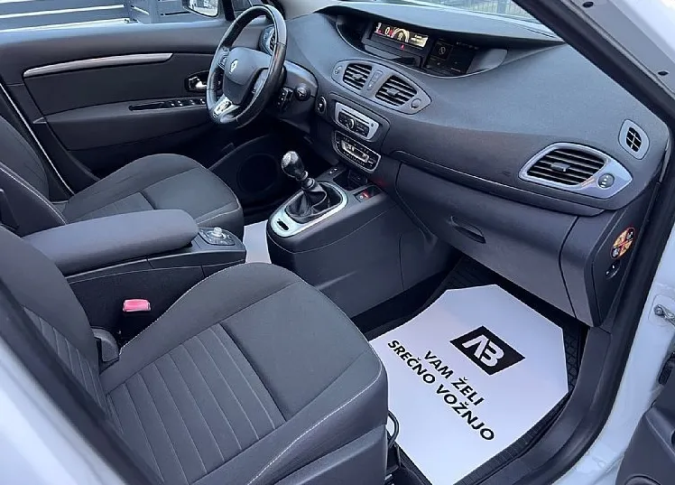 Zunanja slika - Renault Scénic - Grand Scenic 1.5 dCi+1.LAST+SLO+NAVI+PANORAMA+Limited Edition . - 15