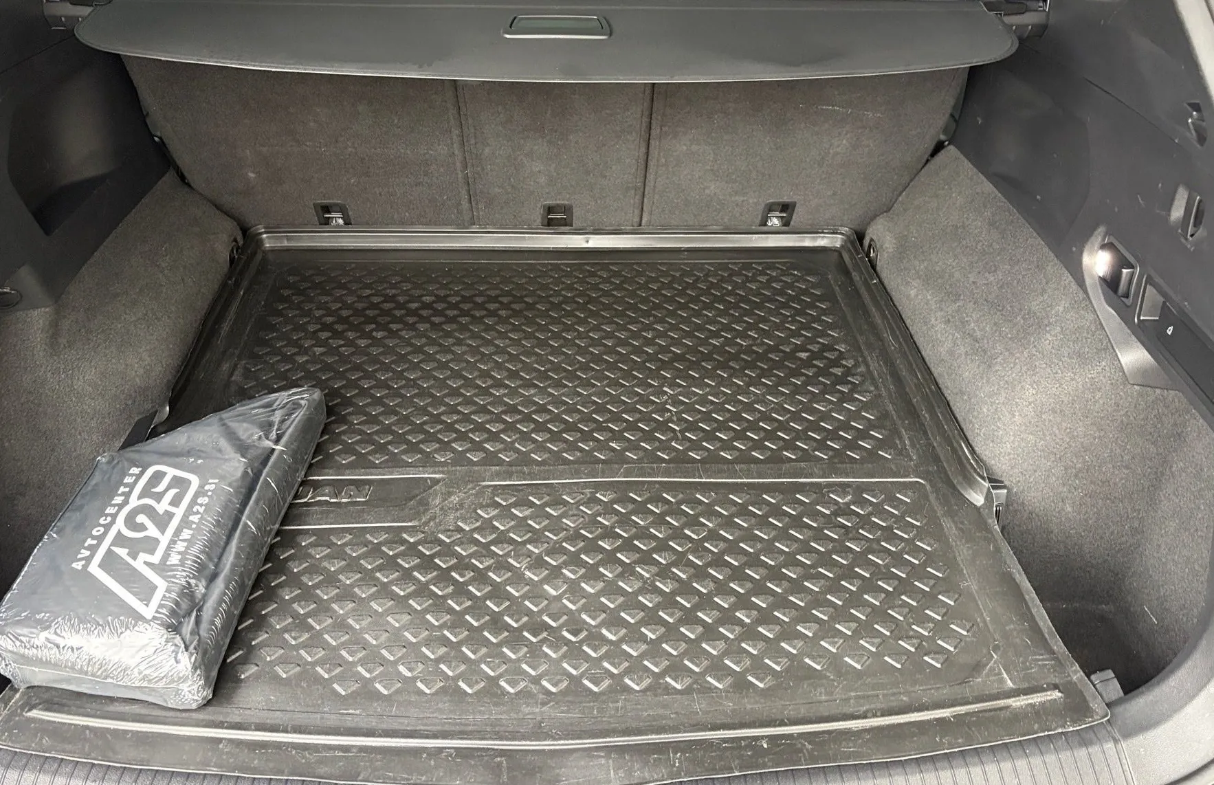 Zunanja slika - VW Tiguan Allspace - 2.0 TDI 4MOTION R-Line-SLO-Panorama-DCC-Mrtvi kot - 12