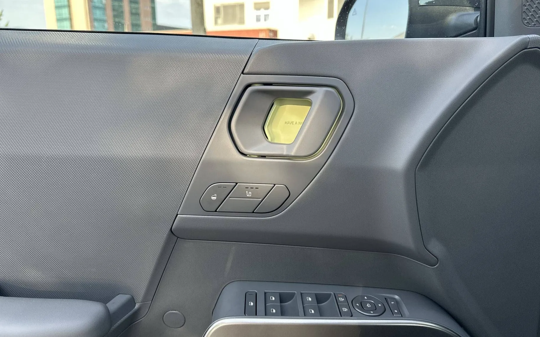 Notranja slika - KIA EV2 - 42.2 kWh Air - 13