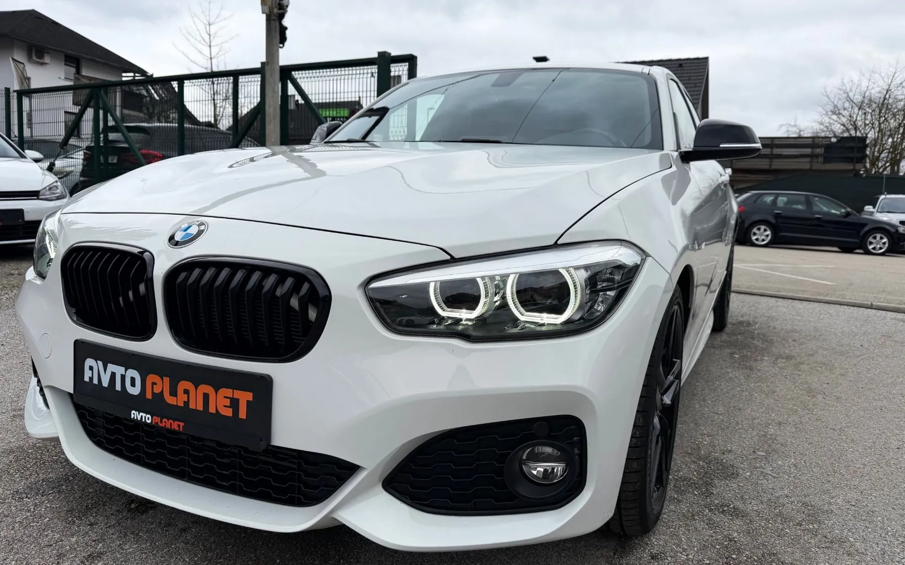 Zunanja slika - BMW Serija 1 - : 118i M Sport Shadow 1.LASTNIK FULL LED NAVI ALU 18 - 8