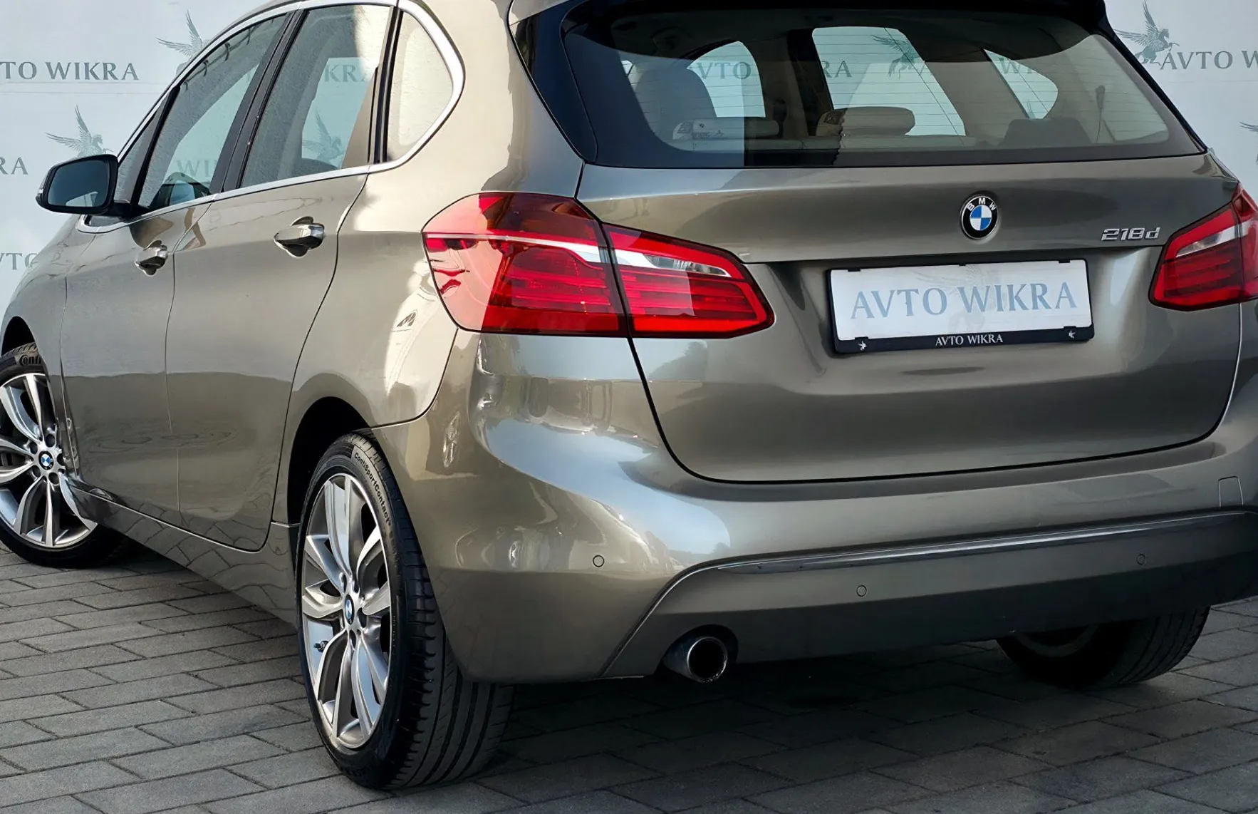 Zunanja slika - BMW Serija 2 - Active Tourer: 218d Luxury Line FULLED•GRETJE•AMBIENT•KE - 3