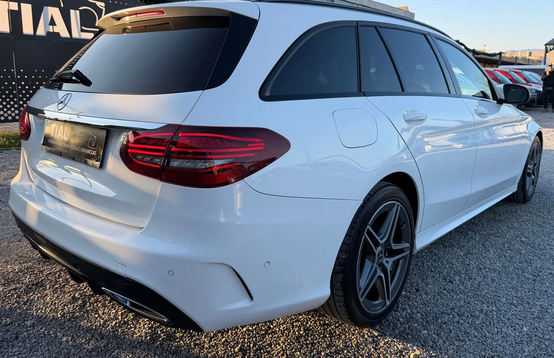Zunanja slika - Mercedes-Benz C-Razred - C 200d AUT.-AMG-MOD.MODEL-NAVI-KAMERA-FULLLED-18C - 7
