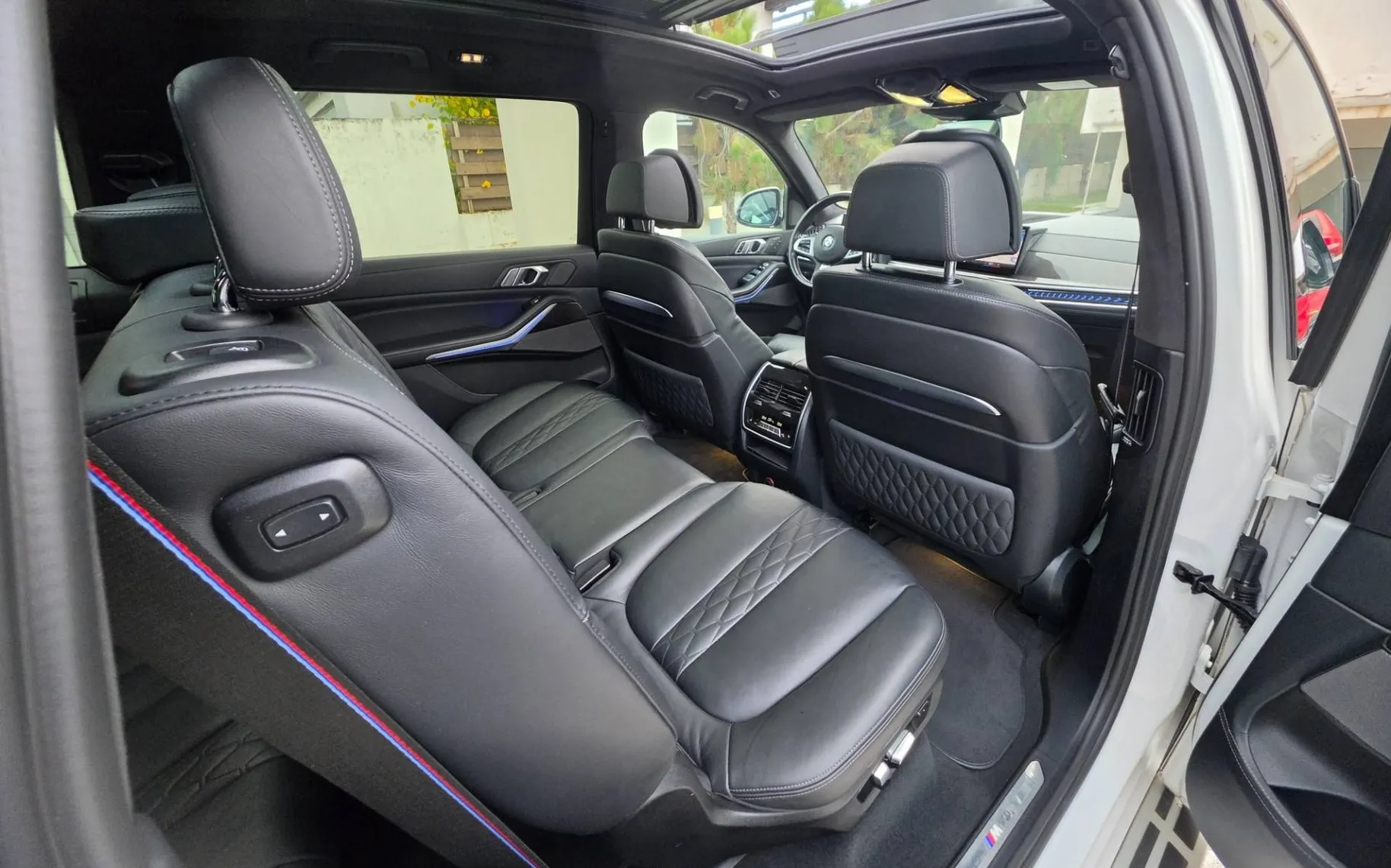 Notranja slika - BMW serija X7: - X7 xDrive40d Avt. |SKY|ZRAK|PANO|HL-SED|MAX-OPREMA - 11