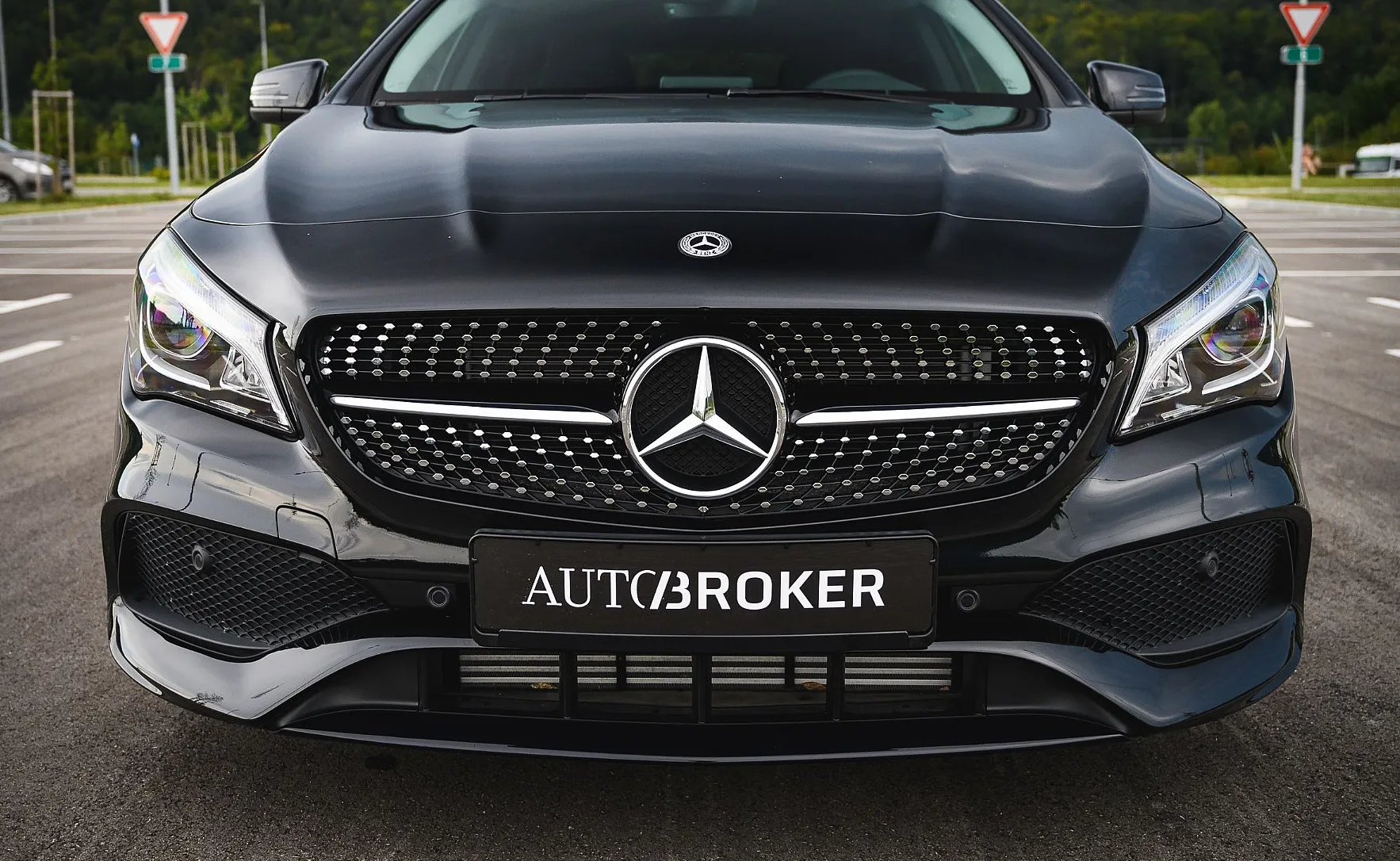 Zunanja slika - Mercedes-Benz CLA-Razred - CLA Shooting Brake CLA 220 d 4M SB Avt. AMG LINE LED ZALOGA - 2