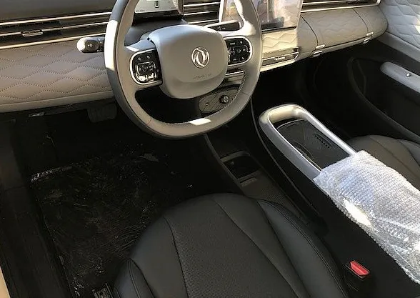 Zunanja slika - Dongfeng Box - 42.3 kWh -7.200€ SUBVENCIJE - NA ZALOGI - 7