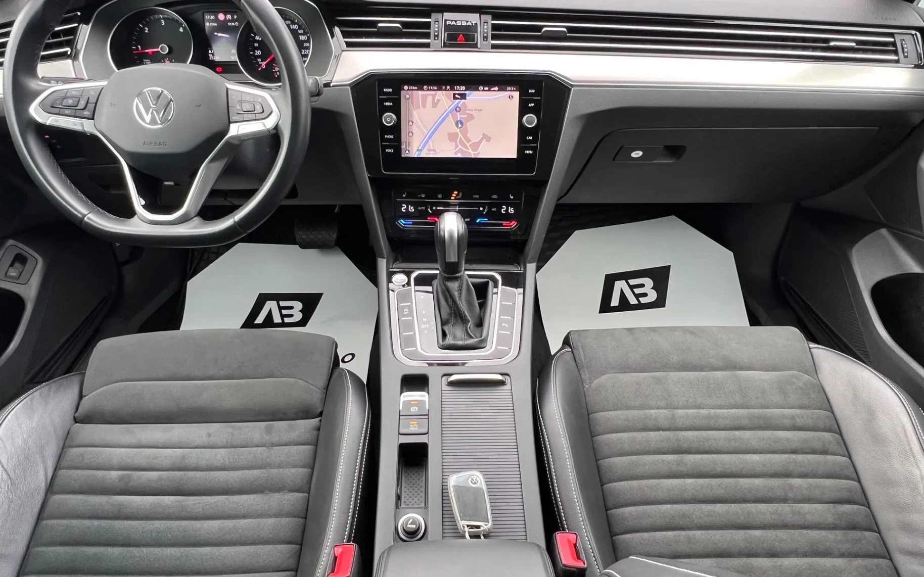 Notranja slika - Volkswagen Passat Variant - 2.0 TDI+HIGHLINE+ACC+F1+R.KAMERA+SAMO 25.241km - 12
