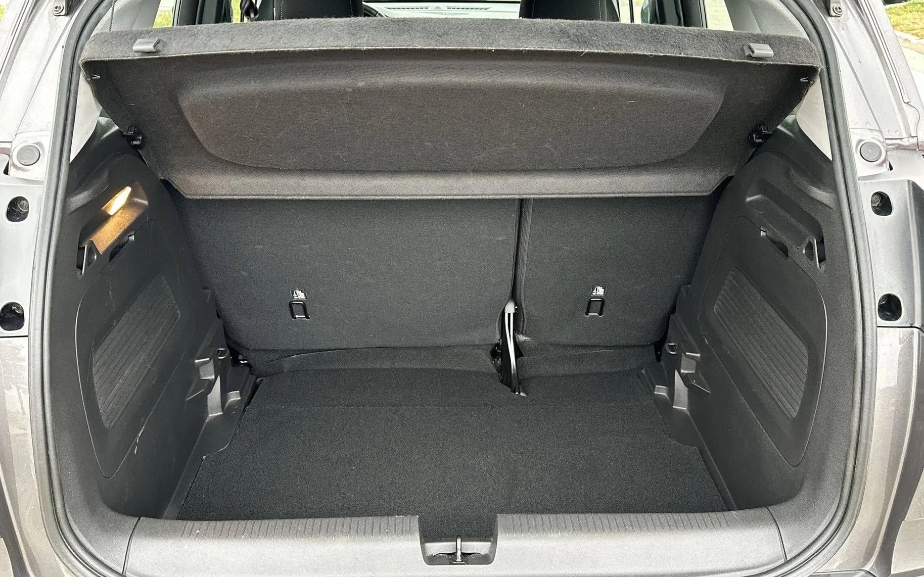 Notranja slika - Opel Crossland X - 1.2 Turbo ENJOY - 12