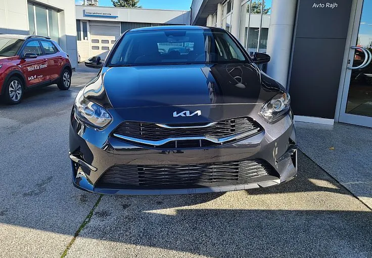 Zunanja slika - KIA Ceed - 1.0 T-GDi EX Champion+ 74 kW - 3