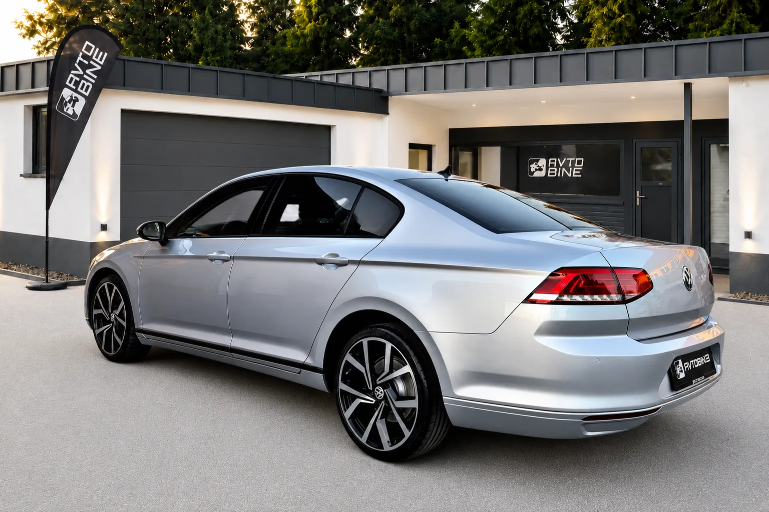 Notranja slika - Volkswagen Passat - 1.6 TDI•LIMO•NAVI•PDC•ODLIČEN... - 20