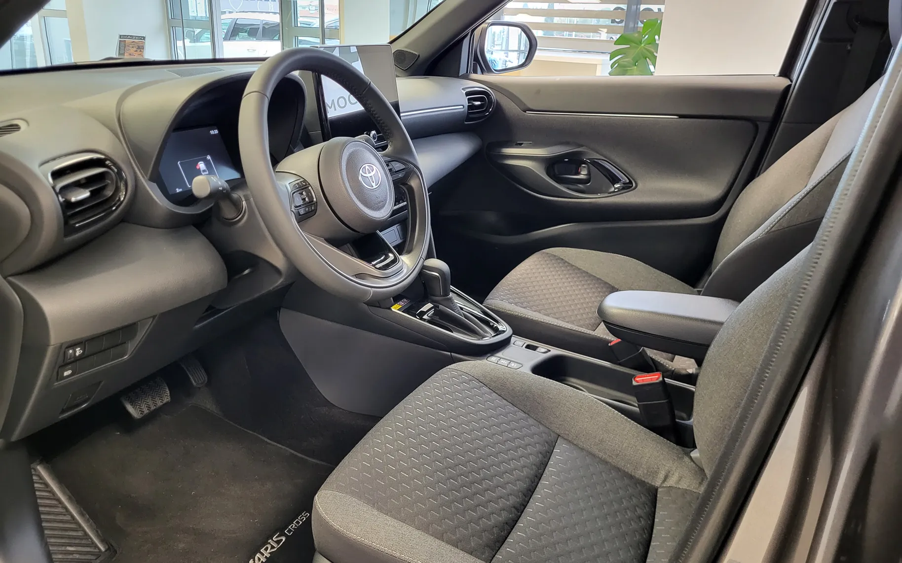 Zunanja slika - Toyota Yaris Cross - 1.5 HEV Sport Assist Convenience - 4