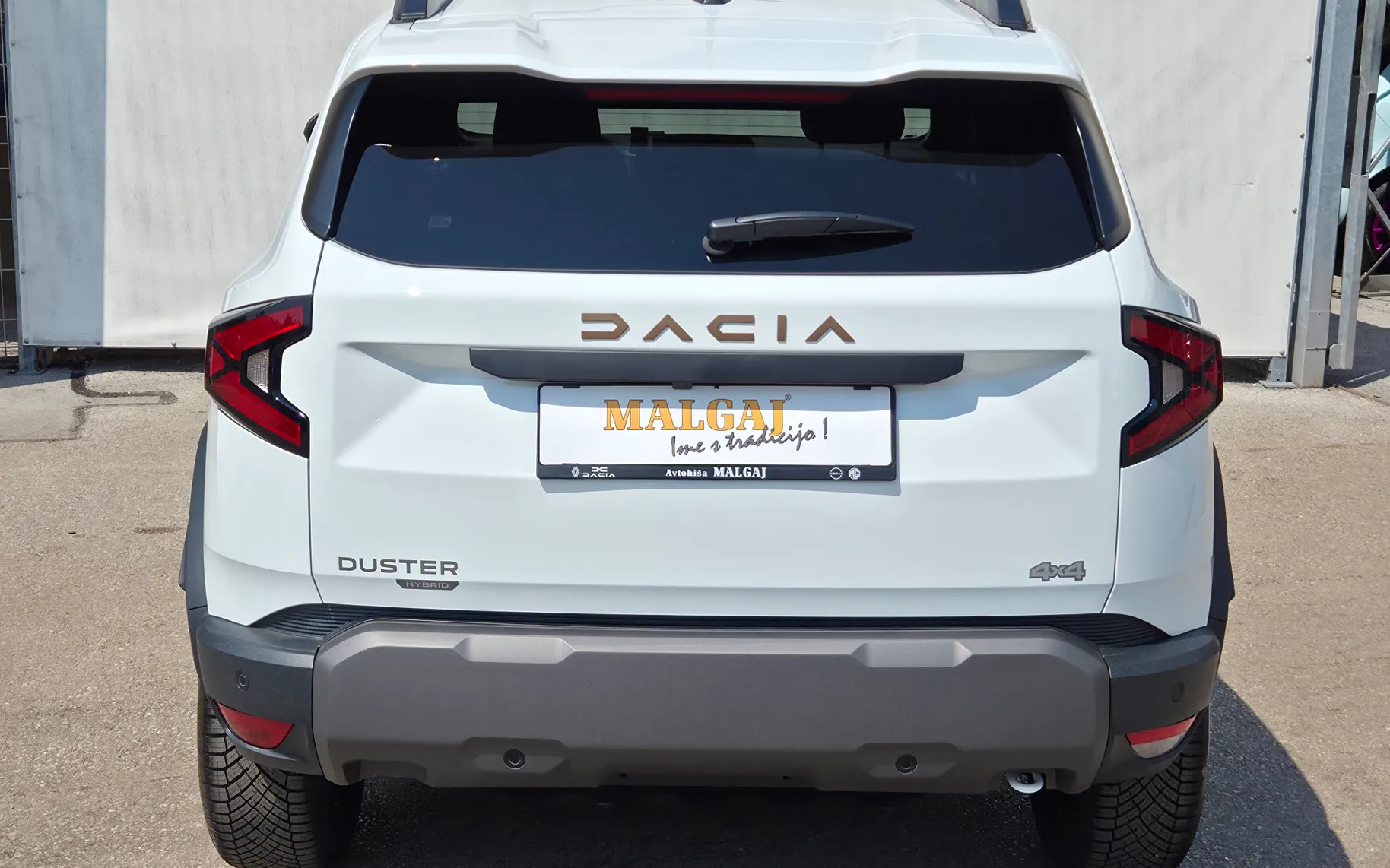 Zunanja slika - Dacia Duster - Extreme 4x4 Hybrid-G150+BON zimske gume - 8