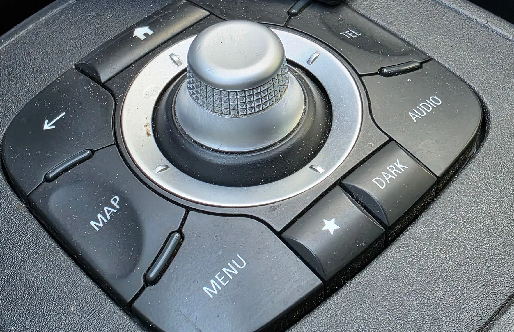 Zunanja slika - Renault Scénic - Grand Scenic dCi 130 BOSE 7 SEDEŽEV-NAVI-KAMERA-ALU PLATIŠČA - 17