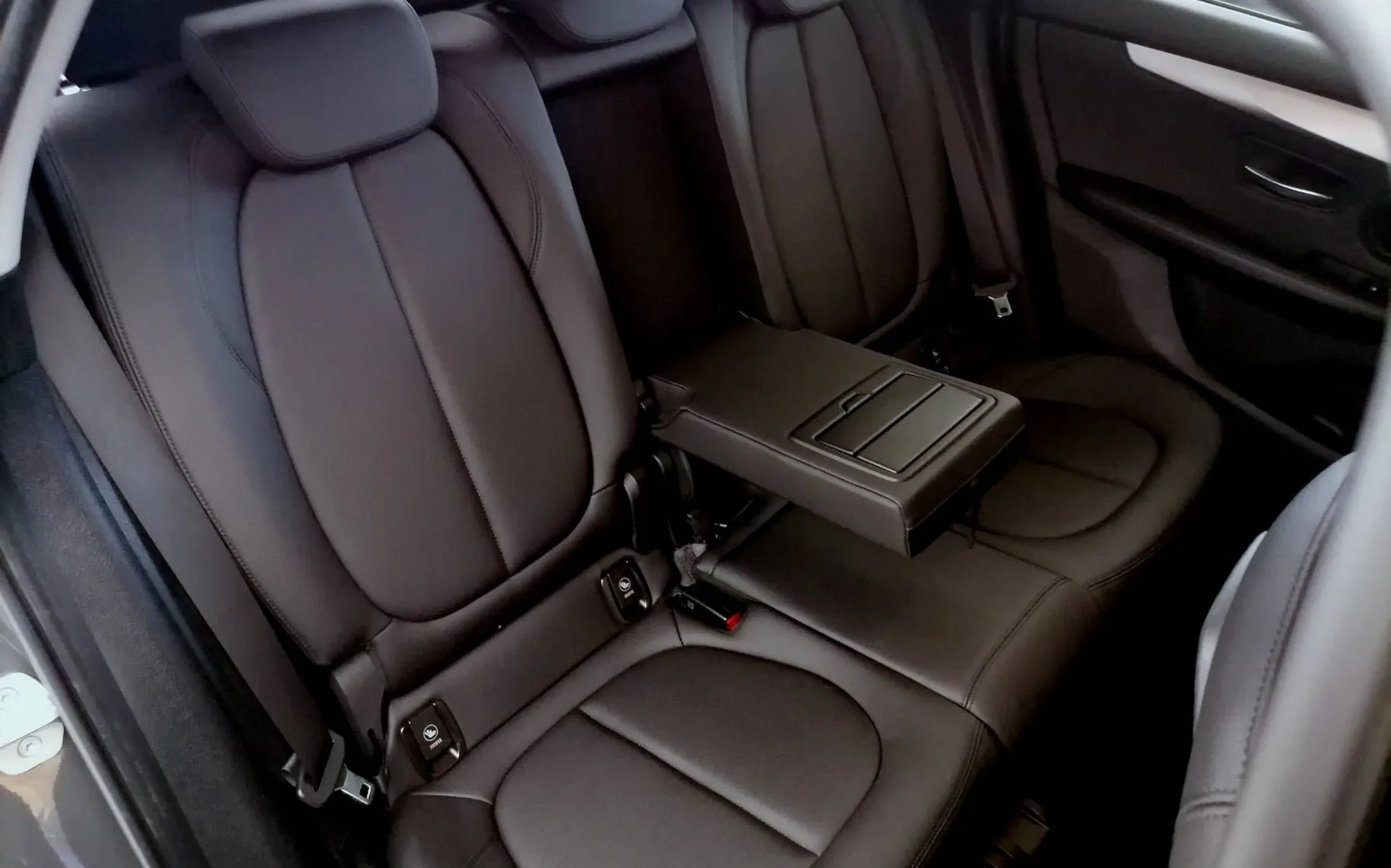 Notranja slika - BMW serija 2 Active Tourer: - 216d Active Tourer EXECUTIVE FULL LED 1.LASTNIK - 8