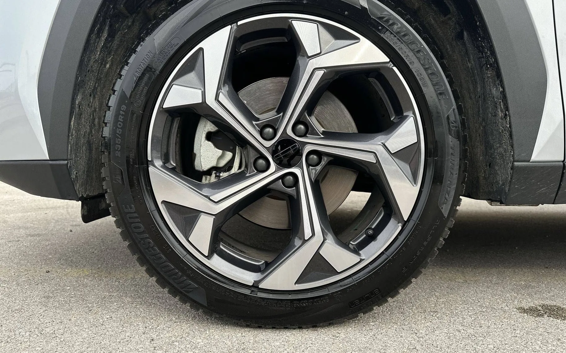 Notranja slika - Geely StarRay - 1.5 TGDi GK DCT - 9