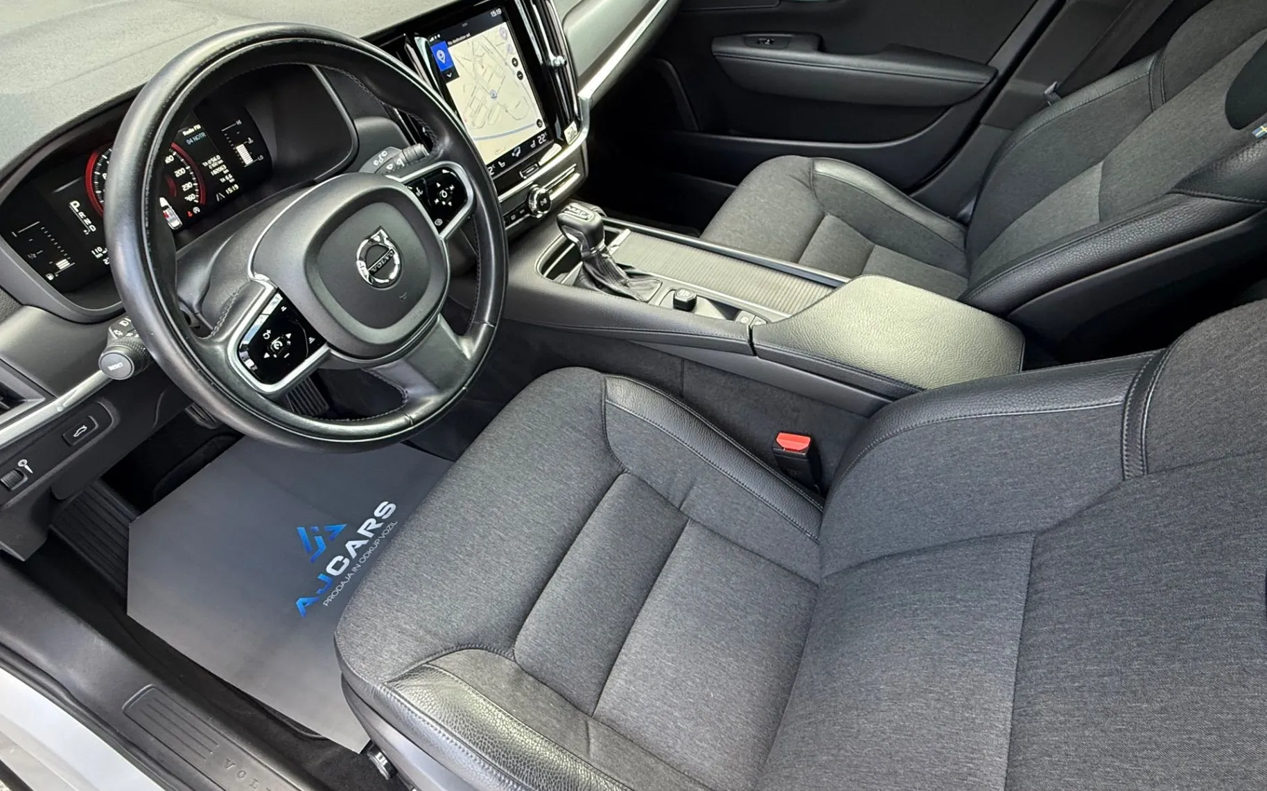 Zunanja slika - Volvo V90 - D3 A AWD Kinetic-Virtual-Full led-Velik servis... - 8