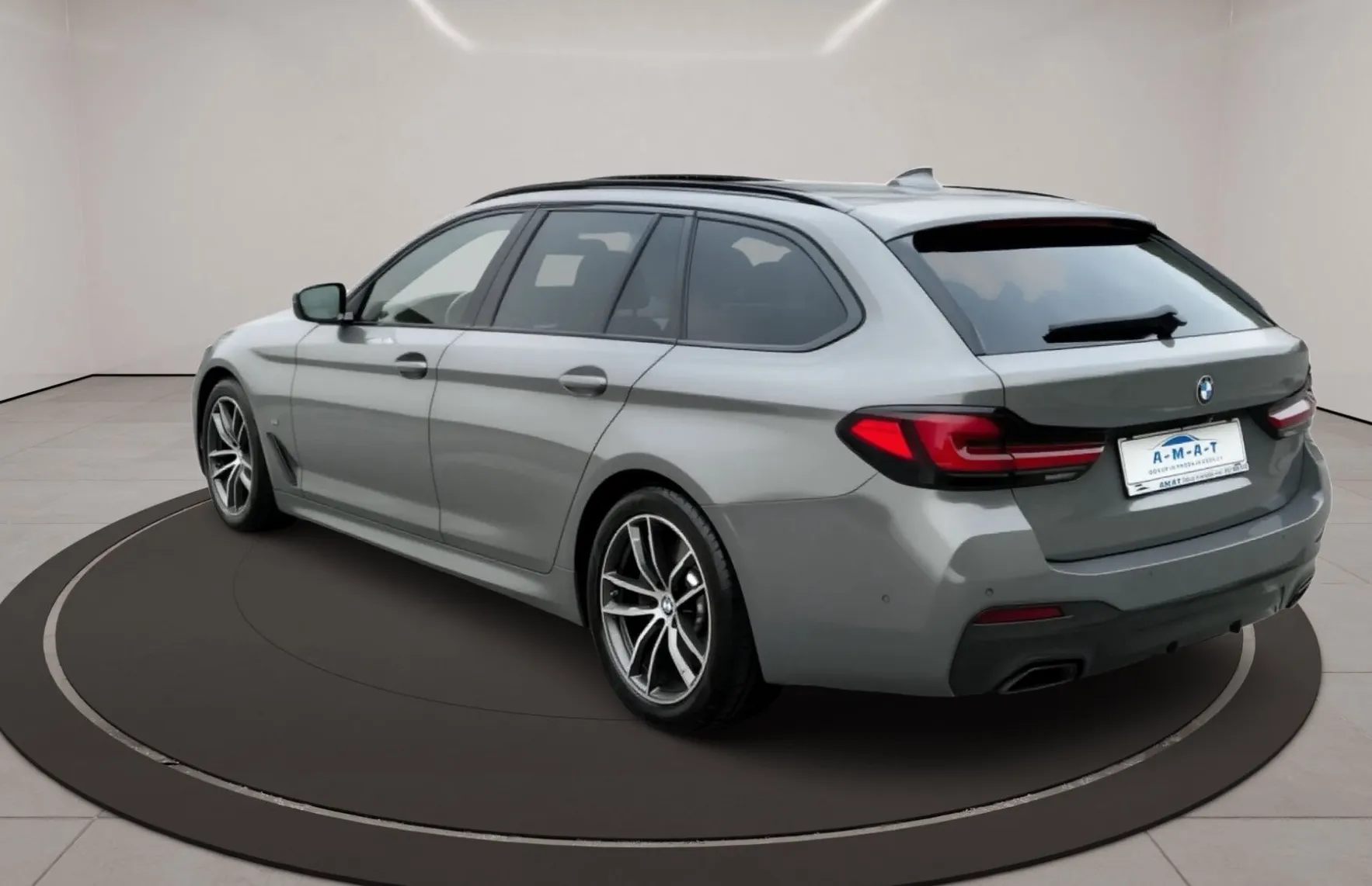Zunanja slika - BMW Serija 5 - Touring: 530d M Sport Pano Vl. kljuka Laser - 5