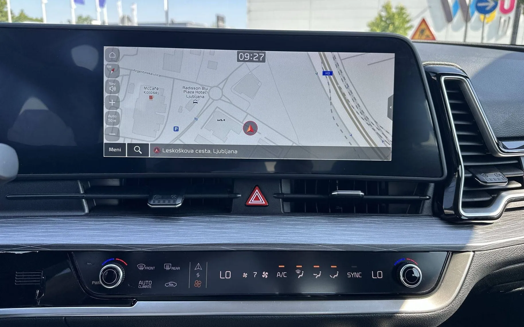 Notranja slika - KIA Sportage - 1.6 T-GDI LX Fresh ISG - 18